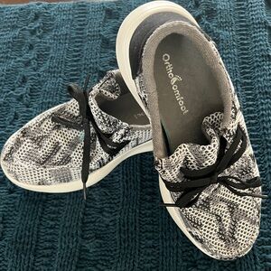 Ortho comfort Shoes casual sneakers, orthopedic, nice arch support, size 8.5